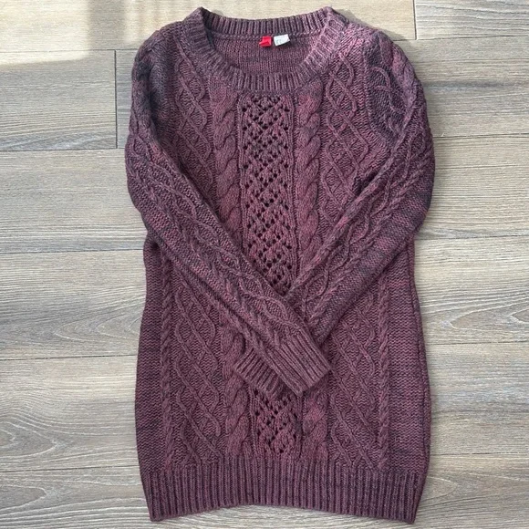 H&M Burgundy Cable Knit Sweater - Picture 2 of 6